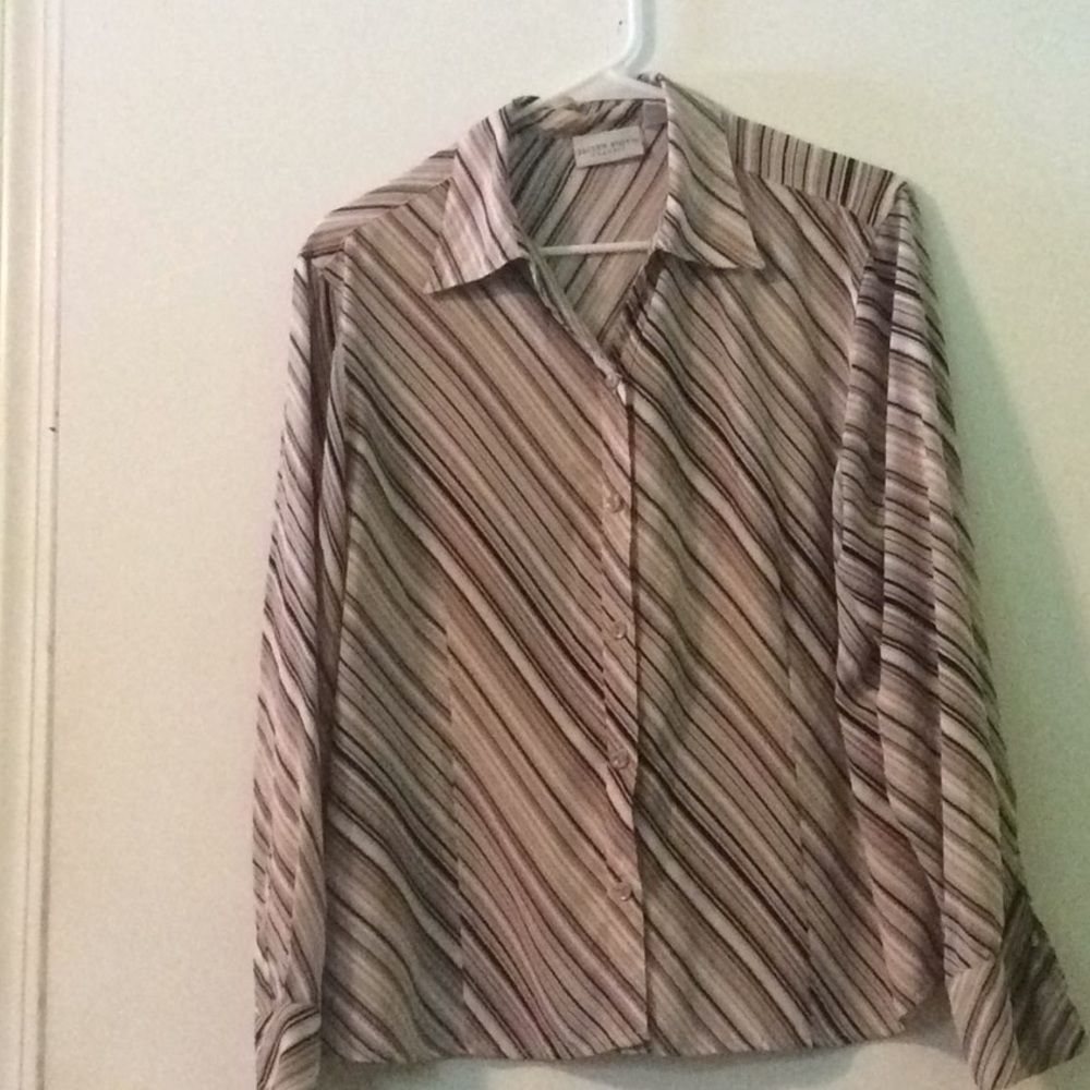 Business Casual Women’s Blouse